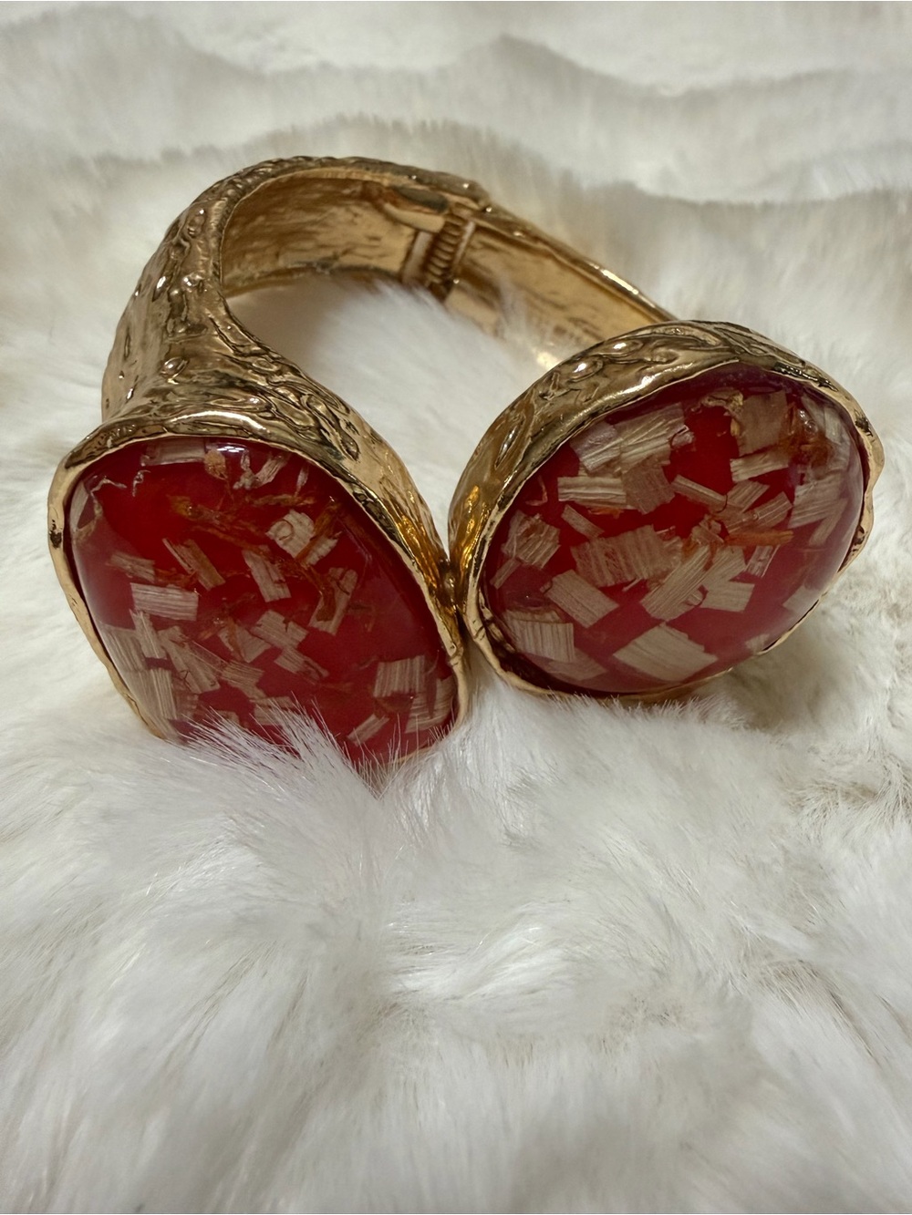 Bold & Unique Clamper Bracelet